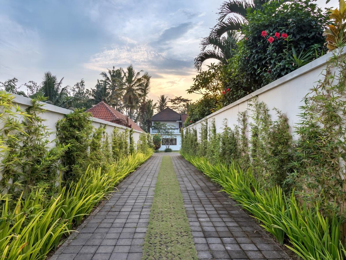 Villa Candi Kecil Tujuh By Villa Finder Ubud Kültér fotó